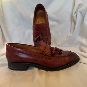 Women’s Sartori burgundy loafer. Size 39
